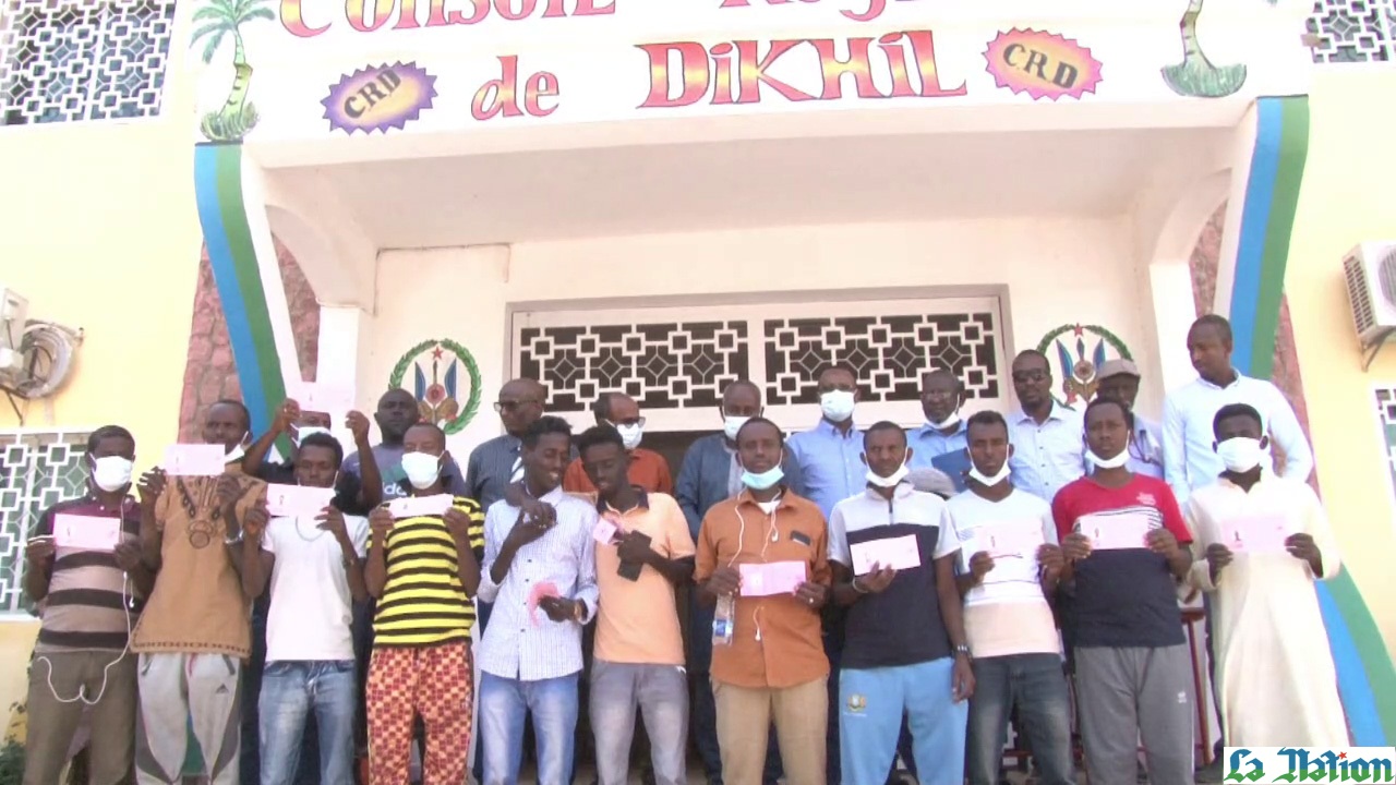 Remise de permis de conduire à 25 jeunes de la région de Dikhil