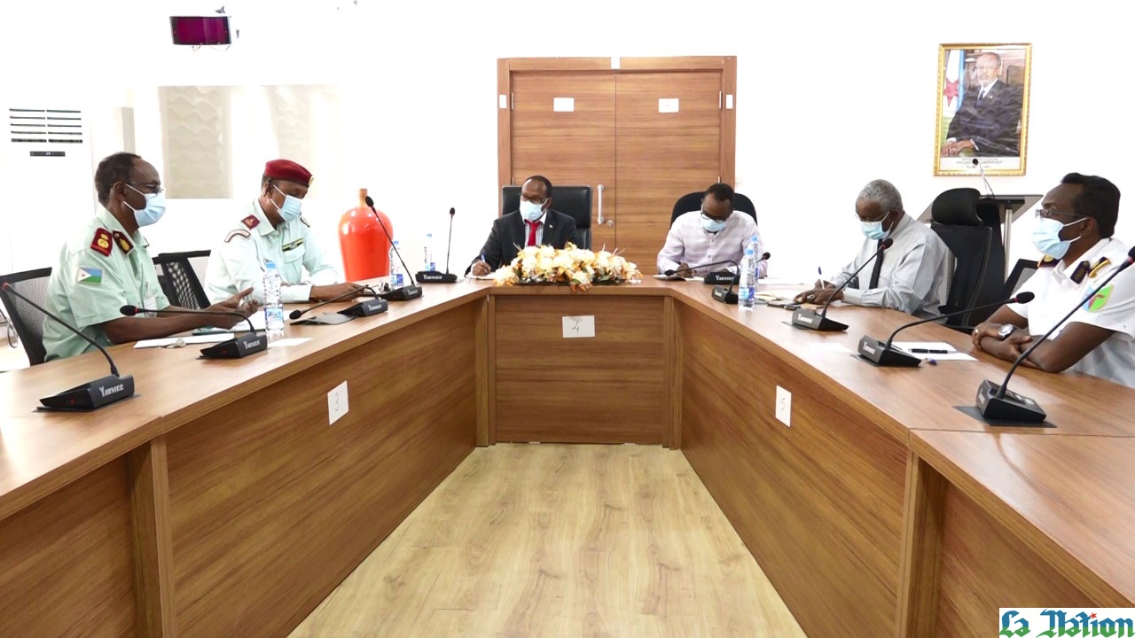 Réunion du comité scientifique avec le ministre de la santé