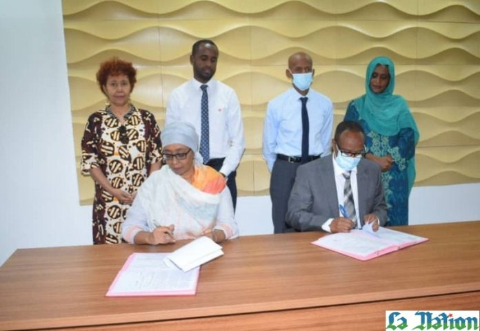 Signature d’un plan de travail annuel entre le ministère de la santé et le FNUAP (2)