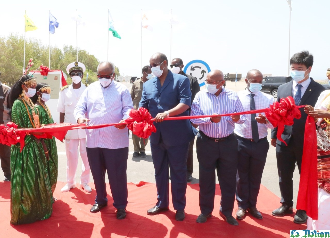 Le Président Guelleh inaugure la RN9 (TADJOURAH/ASSA-HOUGOUB)