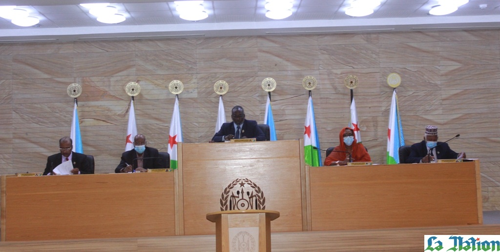 Assemblée nationale : 2ème séance publique de la première session ordinaire de l'année 2021