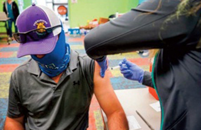 Aux Etats-Unis, la bataille pour vacciner les réticents ne fait que commencer