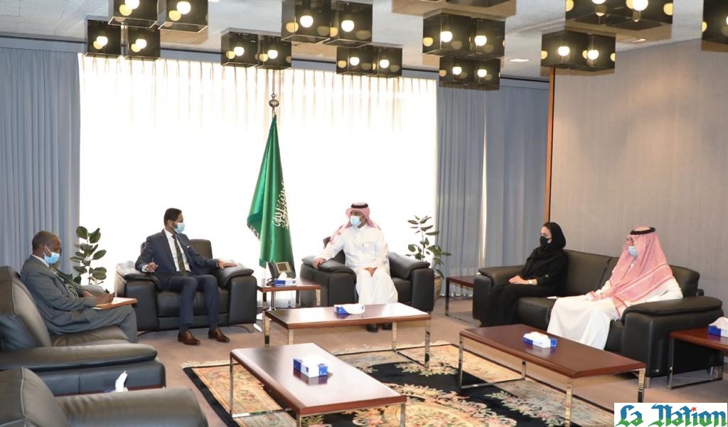 Entrevue entre Dya-eddin Said Bamakhrama et Sultan Almurchid