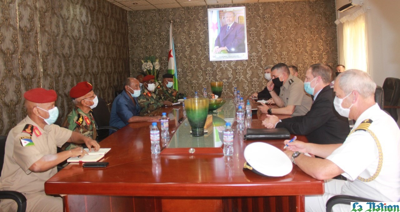 Le ministre de la Défense reçoit le commandant de l’Africom