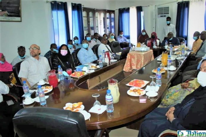 La ministre Ouloufa Ismail Abdo en immersion à l’ADDS (1)