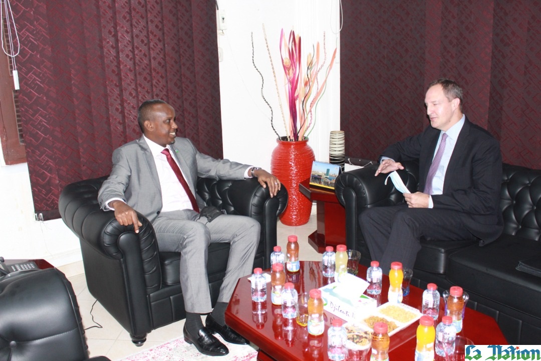 Le ministre Radwan Abdillahi Bahdon s’entretien  avec le nouvel ambassadeur des USA à Djibouti