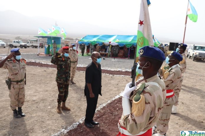 Les soldats du régiment de Dikhil récompensés pour leur bravoure (1)