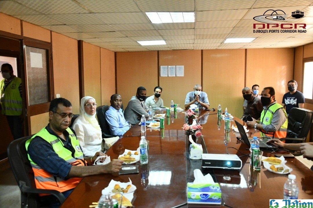 Vers la mise en place d’une coopération permettant de réhabiliter et de moderniser nos corridors routiers