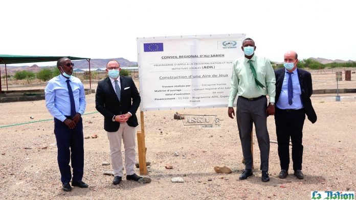 Ali-Sabieh Lancement de l’appel à projets en soutien à la société civile par l’ambassadeur français (2)