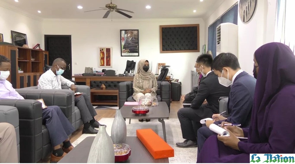 Entrevue entre la ministre des affaires sociales et des solidarités et l’ambassadeur de Chine à Djibouti