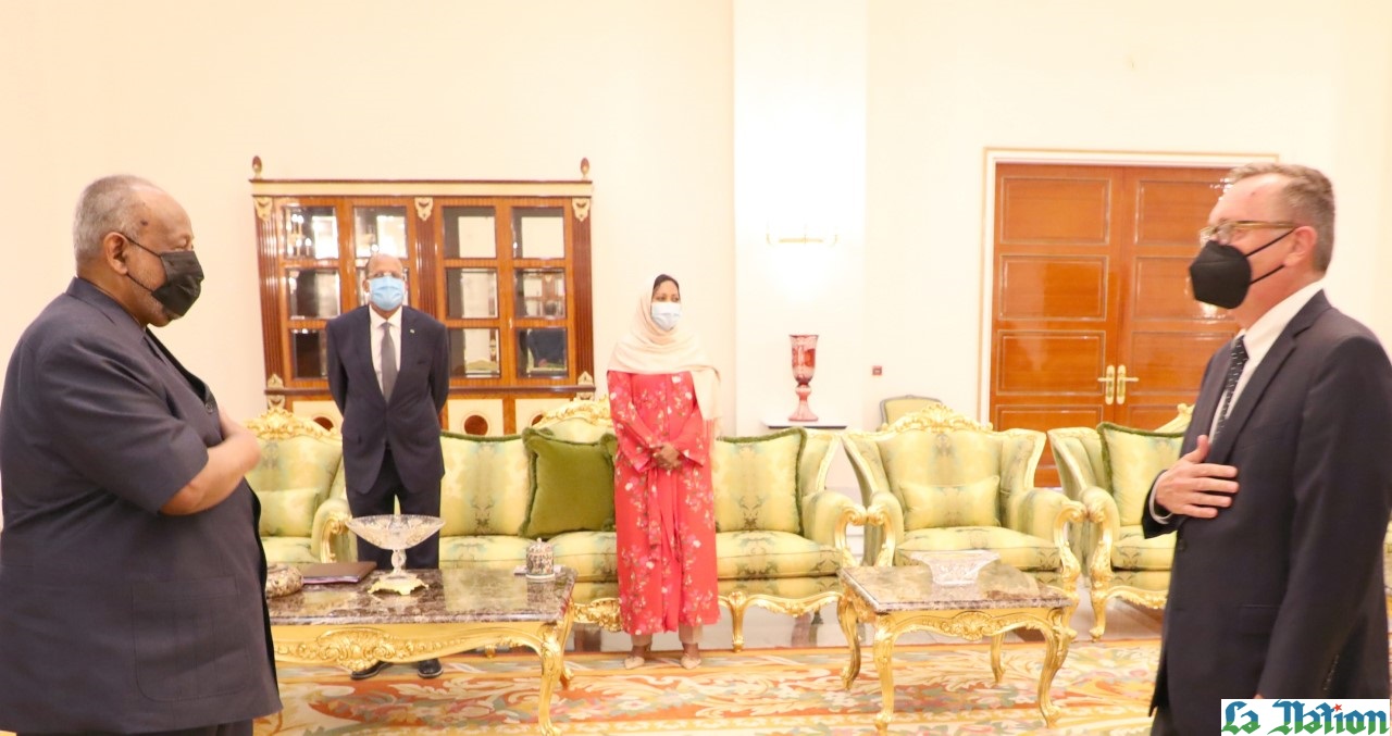 LE PRESIDENT DE LA REPUBLIQUE REÇOIT L’EMISSAIRE SPECIAL DES ETATS UNIS POUR LA CORNE DE L’AFRIQUE