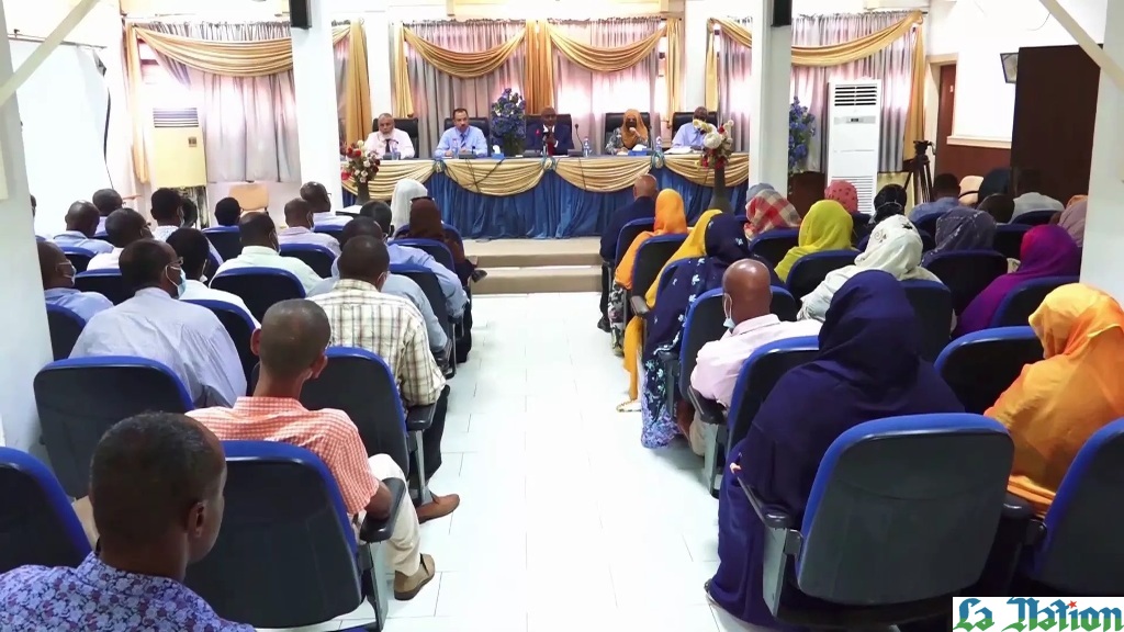 Préparatifs de la rentrée scolaire : le ministre de l’éducation se concerte avec les chefs d'établissements scolaires de la capitale