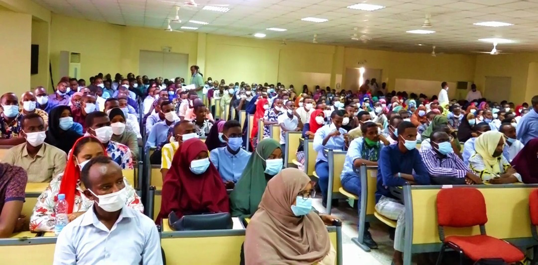 Les élèves professeurs font leur entrée au CFEEF