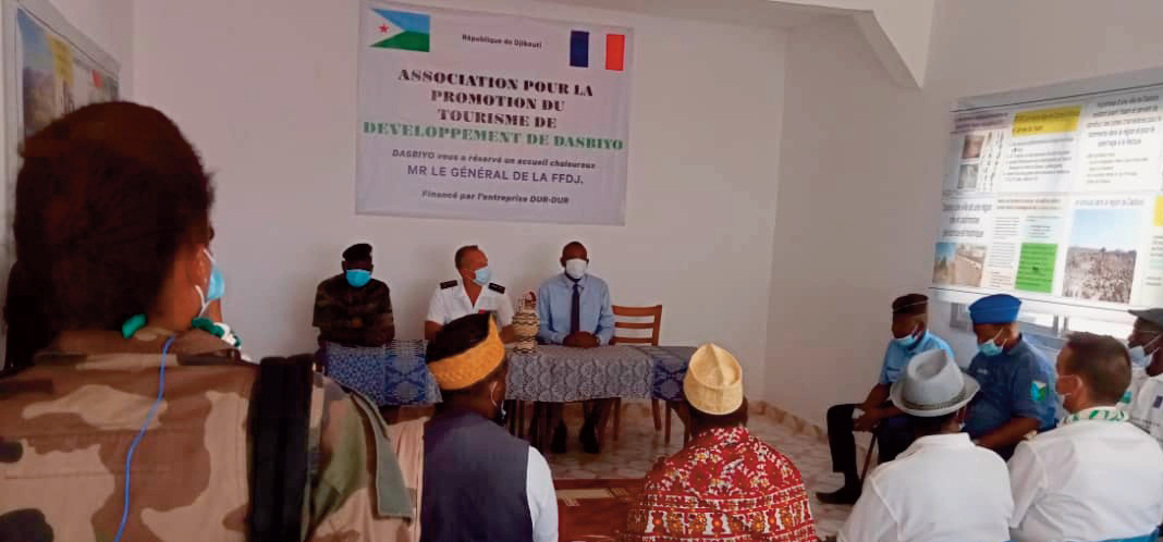 Don d’un lot de dix ordinateurs pour la création d’une salle multimédia à l’école fondamentale intégrée de Daasbiyo