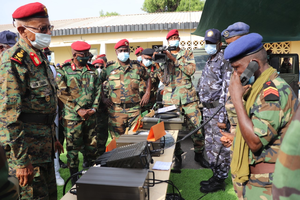 FAD : Cérémonie de fin de formation dans le domaine des transmissions