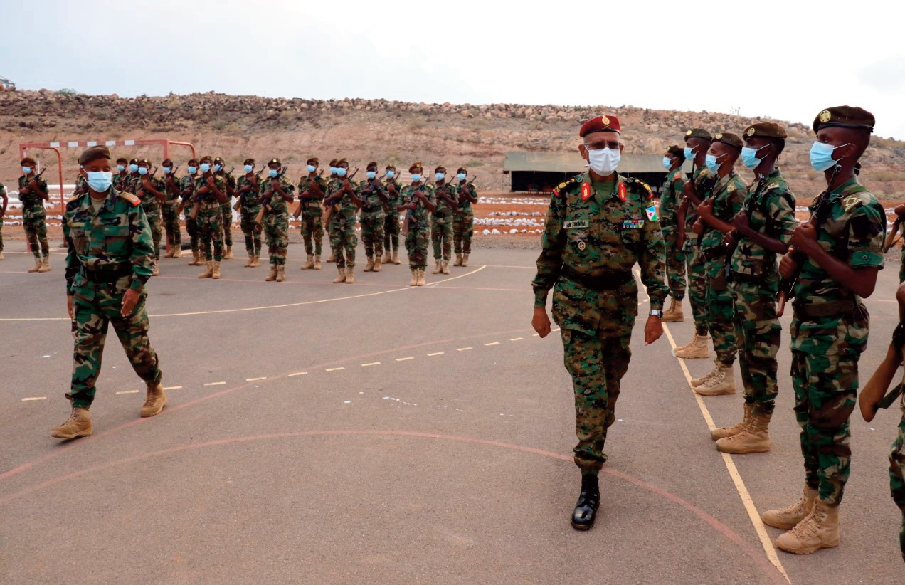 Inspection du CEMGA à l’Academie d’Arta