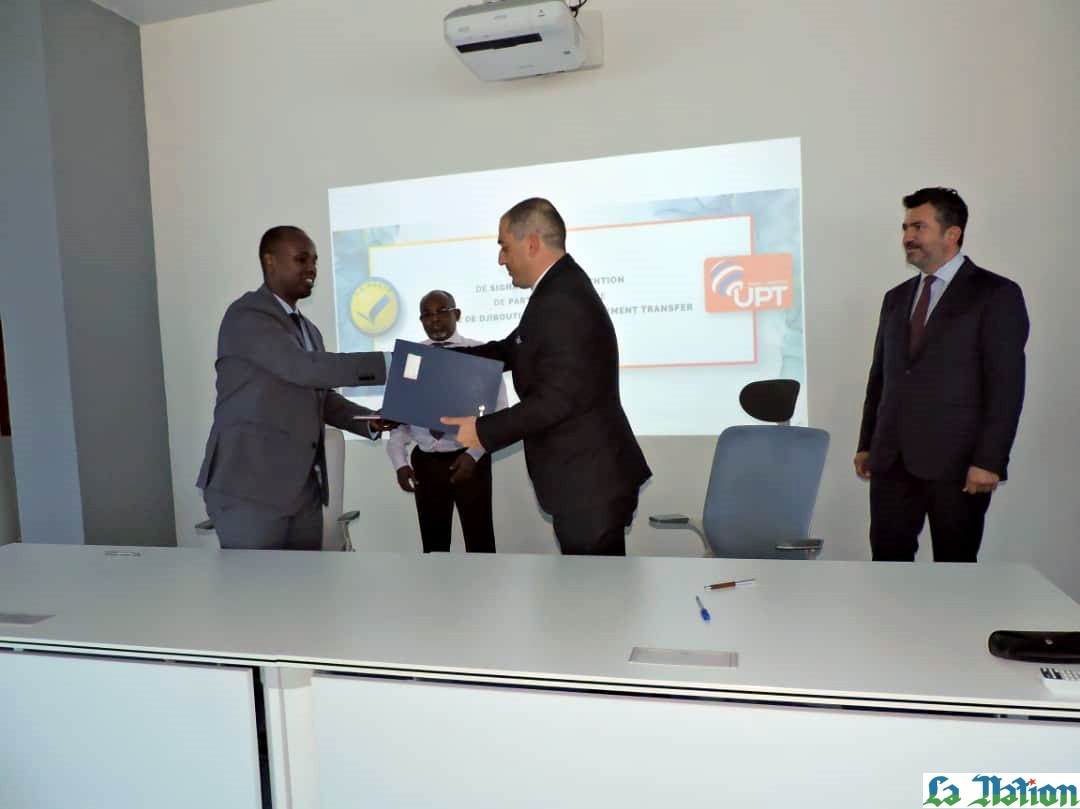 Poste de Djibouti-UPT : Accord de Partenariat entre la Maison du Citoyen et l’Universal Payment Transfert