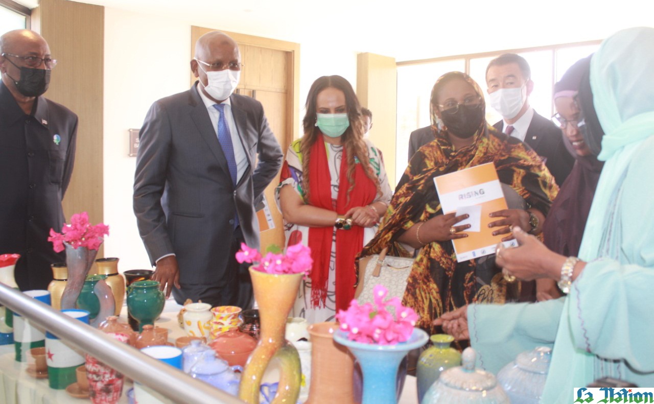 Vers la commercialisation de poteries fabriquées à Djibouti