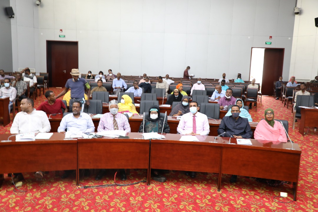 Hommage solennel du président de la république au docteur Afrah