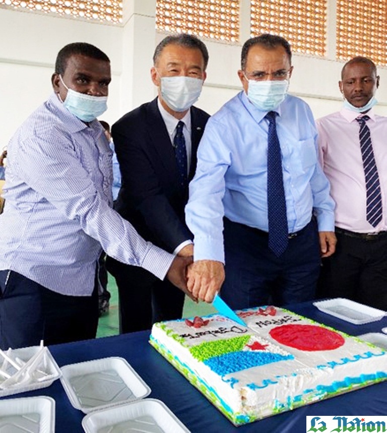 Inauguration du projet de réhabilitation du gymnase et des installations d’approvisionnement en eau au CEM FUKUZAWA