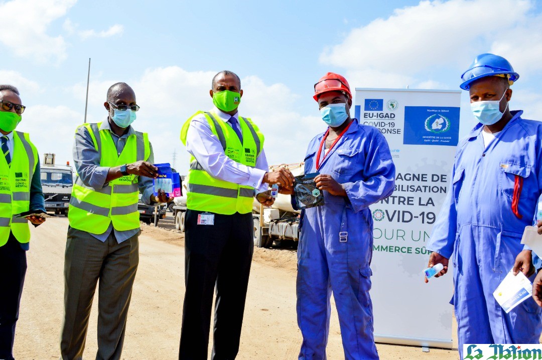 Lutte contre la propagation de la COVID-19: L’organisation d’aide au commerce ‘‘TradeMark East Africa’’ sensibilise les chauffeurs des camions de marchandises