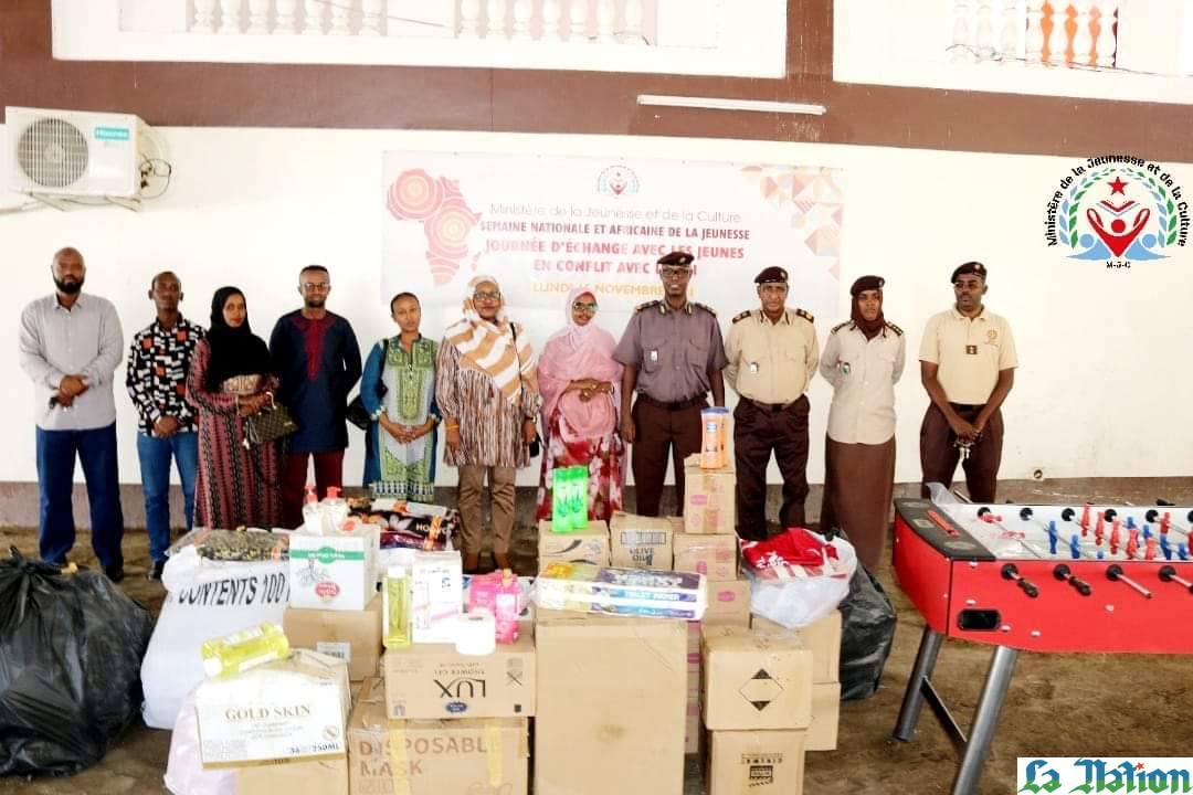 Remise de kits aux jeunes incarcérés de la prison de Gabode