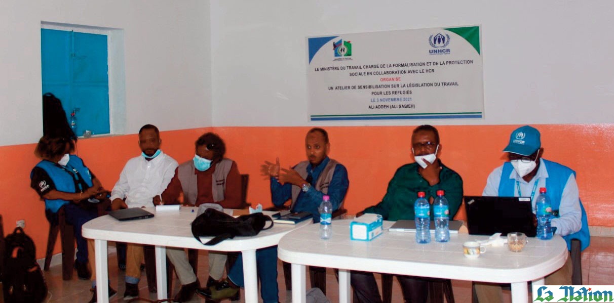 Sensibilisation sur l’accès à l’emploi au profit des refugiés d’Ali Addeh et Holl-Holl