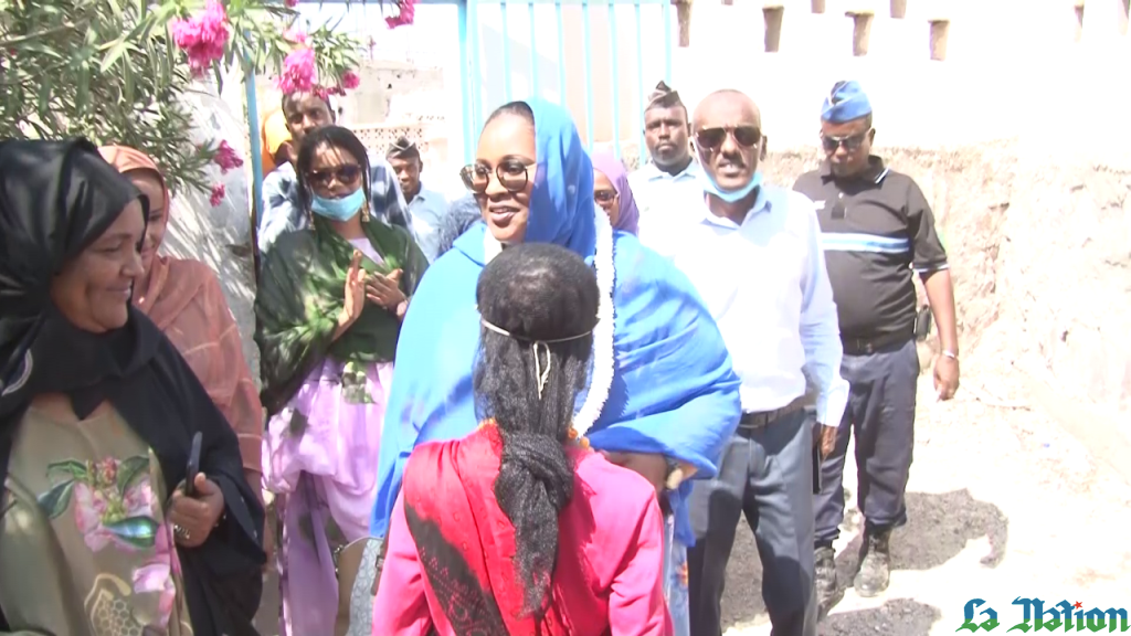 Visite de la ministre de la Femme et de la Famille à Dougoum