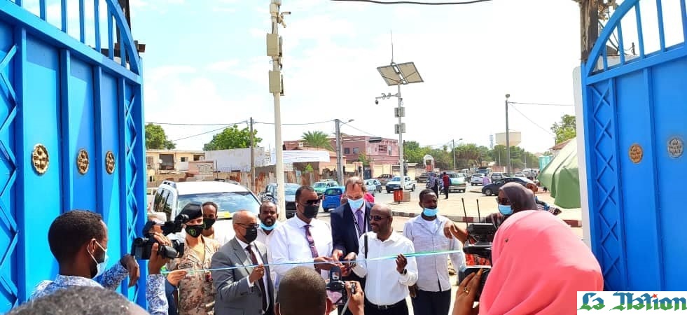 ANPH : Remise de matériels bureautiques et informatiques à la coopérative des personnes handicapées