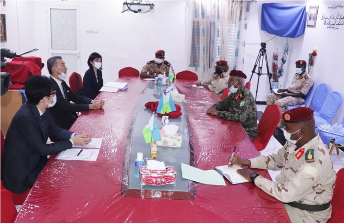 Le CEMGA reçoit l’ambassadeur du Japon à Djibouti (2)