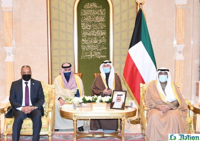Le nouvel ambassadeur de Djibouti remet ses lettres de créances au Prince héritier de l’Etat du Koweït (1)