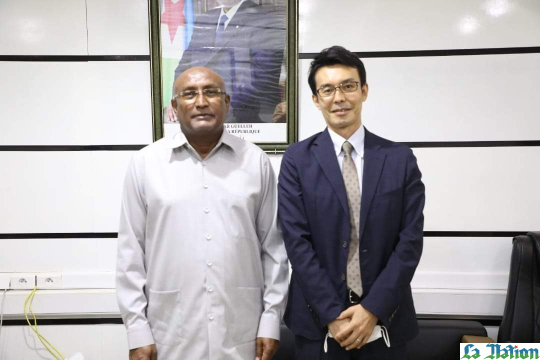 Le secrétaire d’Etat chargé des sports reçoit le nouveau représentant de la JICA à Djibouti