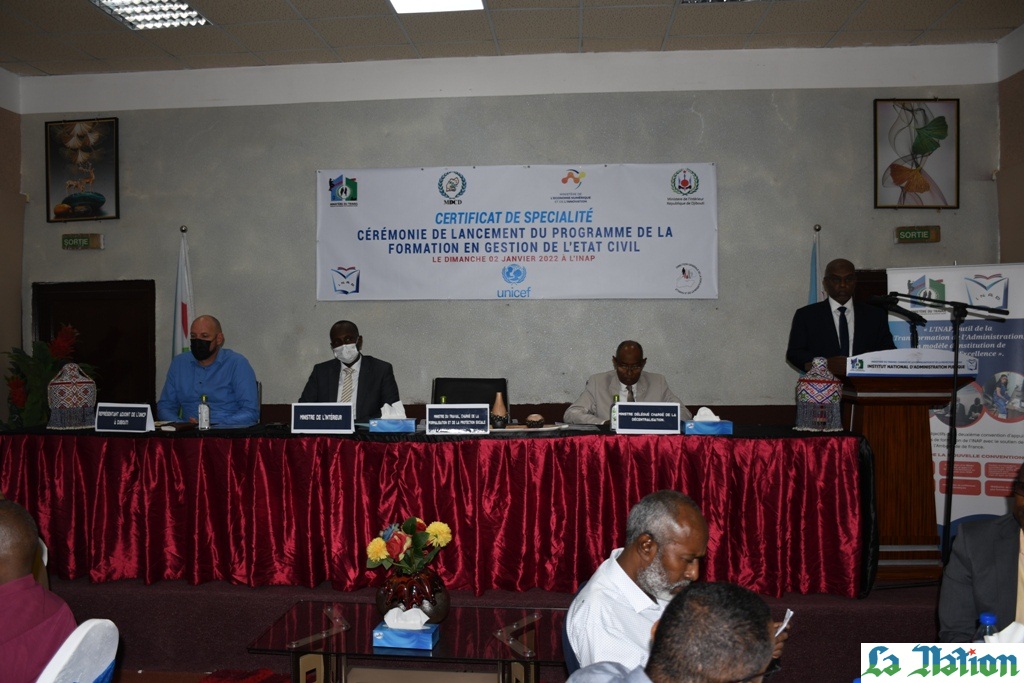 •  Dématérialisation des documents d’identité : Un programme de formation pour mieux outiller les agents et les officiers de l’état civil