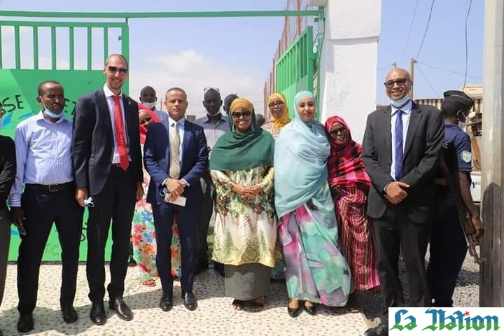 Cérémonie de réouverture du centre de développement communautaire du Quartier 6