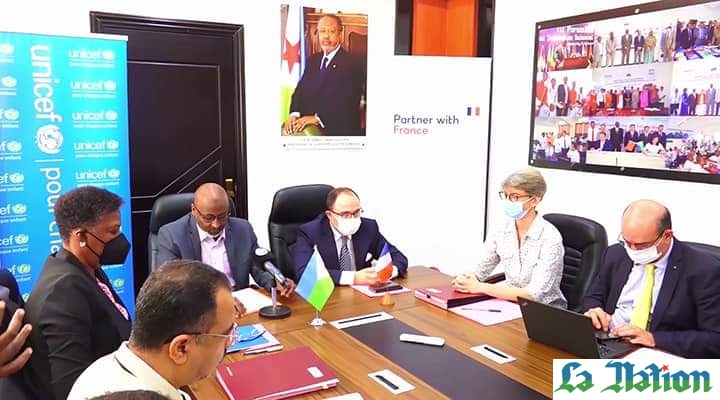 Cérémonie de signature de l’accord Particulier pour le Projet de Soutien à l’Education des Filles et à leur Autonomisation