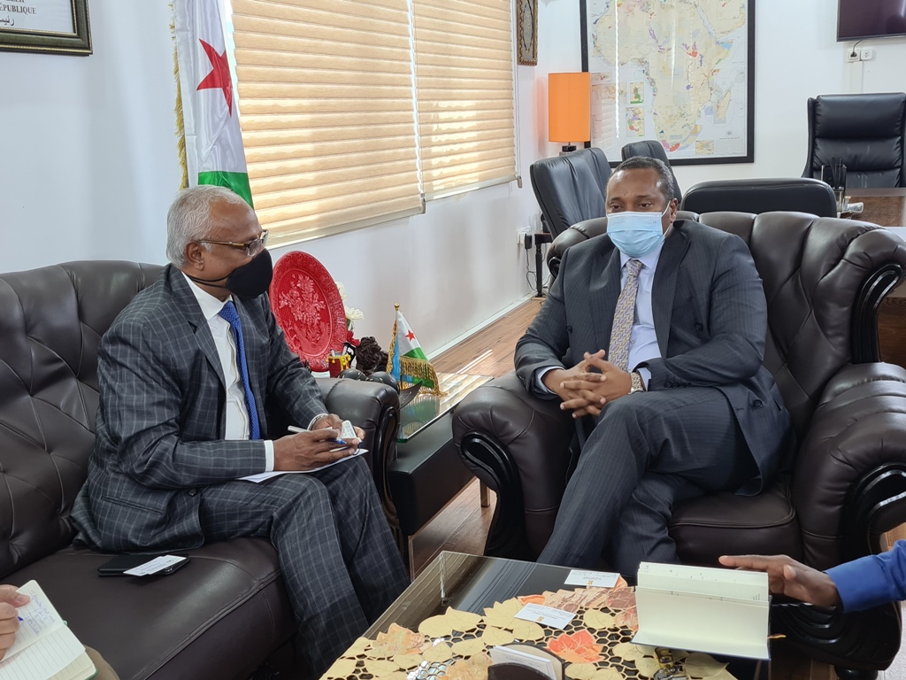 Le Ministre de l’Energie reçoit le nouvel ambassadeur de l’Inde à Djibouti