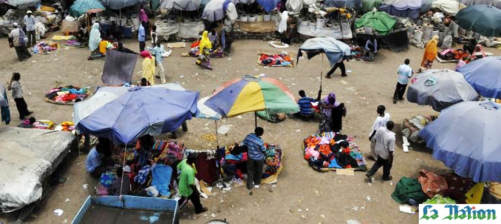 Pour une structuration du commerce informel