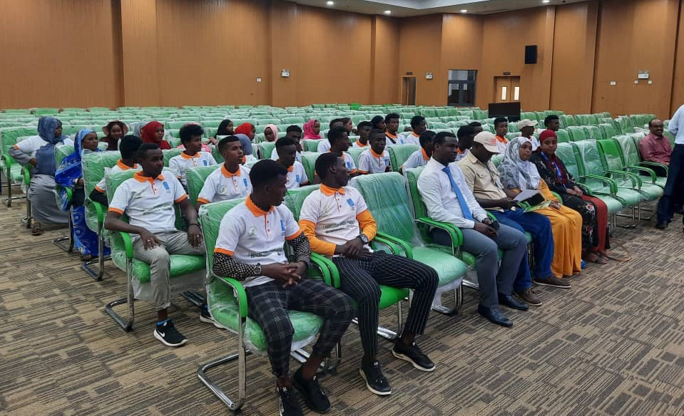 Association Green Génération : Un atelier d’exposition des canapés écologiques à base de pneus à la BAN