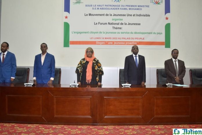 Le Premier ministre parraine un forum des jeunes sur le thème « l'engagement citoyen des jeunes pour le développement du pays » (1)