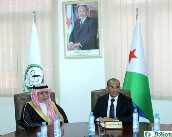 Le ministre de l'enseignement supérieur reçoit le président de l’université islamique « Al-Imam Muhammad Bin Saoud » en visite de travail dans notre pays (2)