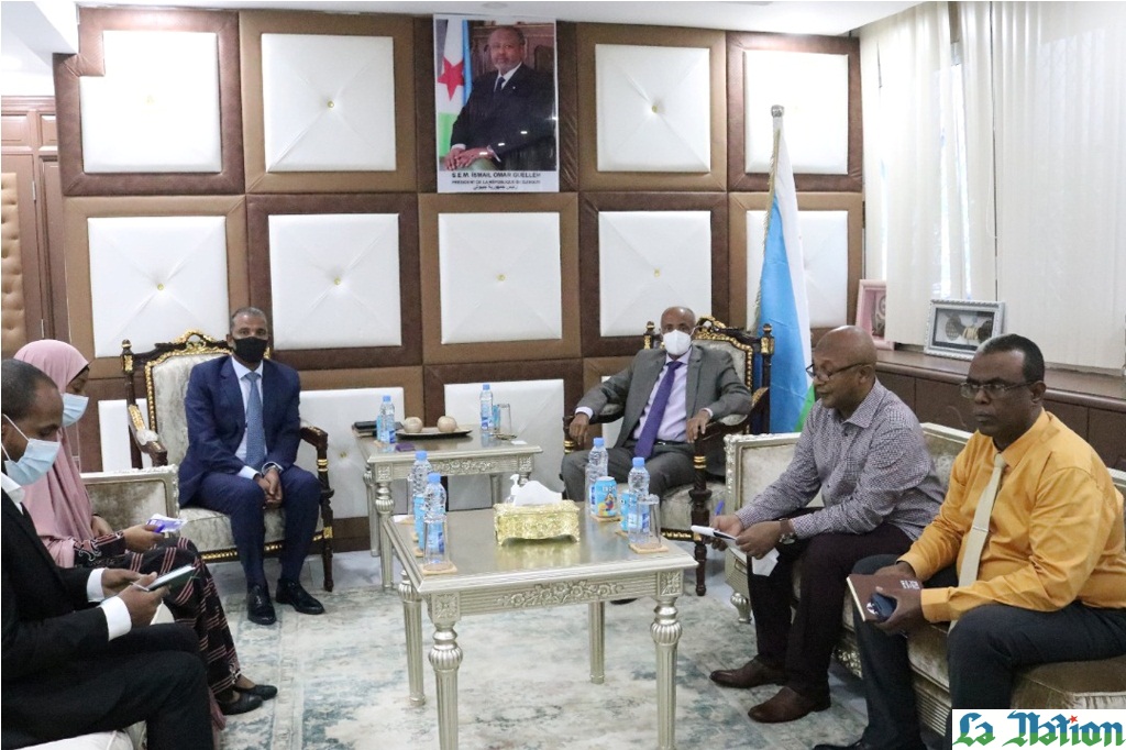 Le ministre du Travail reçoit l’ambassadeur de la République Fédérale Démocratique d’Ethiopie