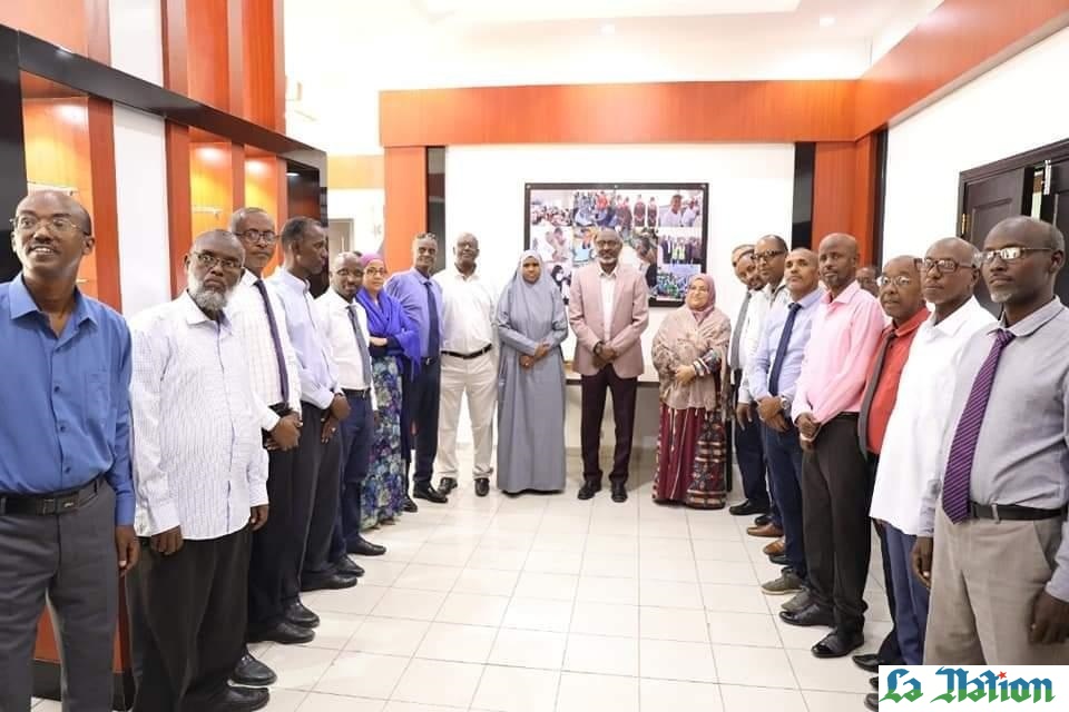 MENFOP - Le ministre de l’éducation nationale  reçoit les inspecteurs stagiaires en partance pour une formation en France