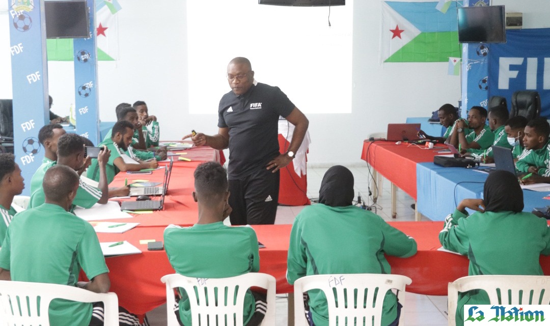 Cours MA Fifa « Jeunes Talents » : Une trentaine de jeunes suivent une formation en arbitrage