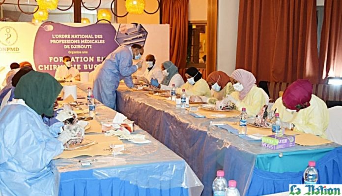 Formation de perfectionnement sur la Chirurgie buccale (1)