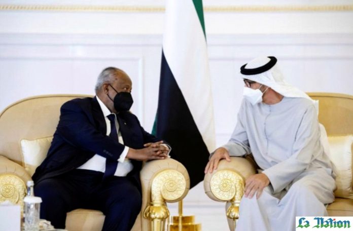 VISITE ÉCLAIRE DU PRÉSIDENT GUELLEH à ABU DHABI POUR PRÉSENTER DE VIVE VOIX SES CONDOLÉANCES OFFICIELLES À SON NOUVEL HOMOLOGUE DES EMIRATS ARABES UNIS