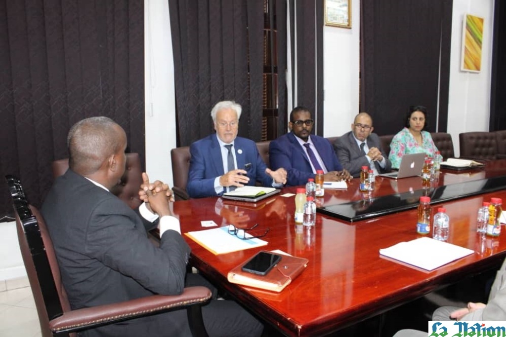 Le ministre Radwan Abdillahi Bahdon reçoit une importante délégation conduite par le chef de section coopération de l’Union Européenne à Djibouti