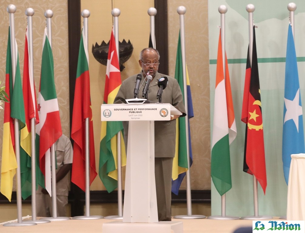 « Mieux préparer l’Administration et les institutions étatiques à s’acquitter convenablement de leurs missions au service des citoyens »