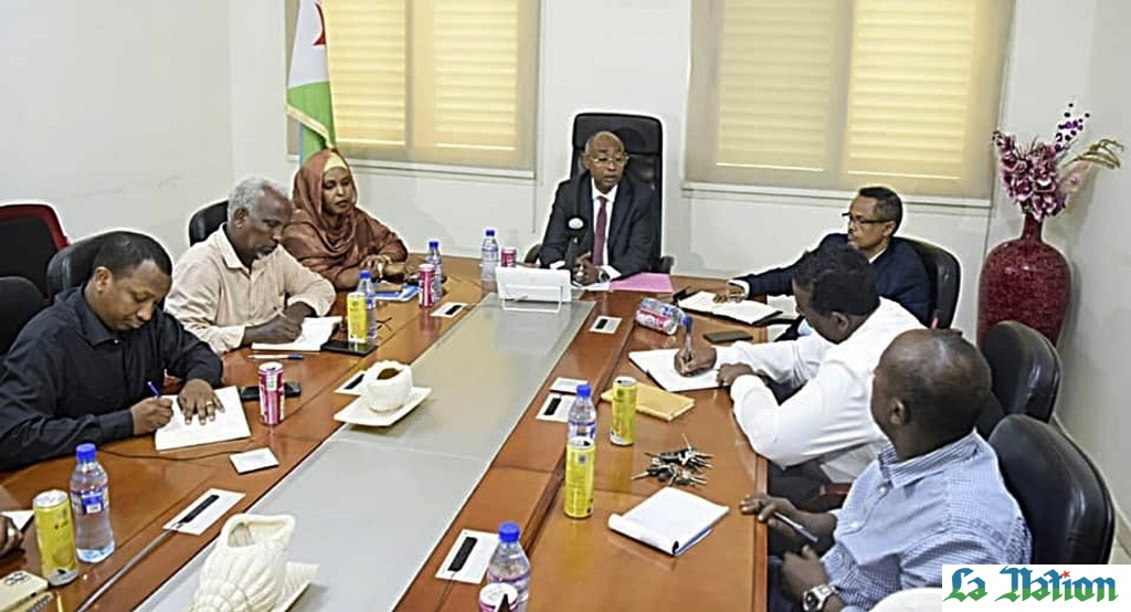 Réunion de mise au point entre le ministre de la Décentralisation, le maire de la capitale et les élus locaux