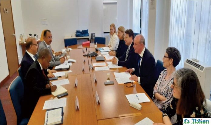 La délégation du MENFOP reçue par les hauts responsables du Ministère français de l’Education Nationale, de la Jeunesse et des sports et du Ministère de l’Europe et des affaires étrangères (1)