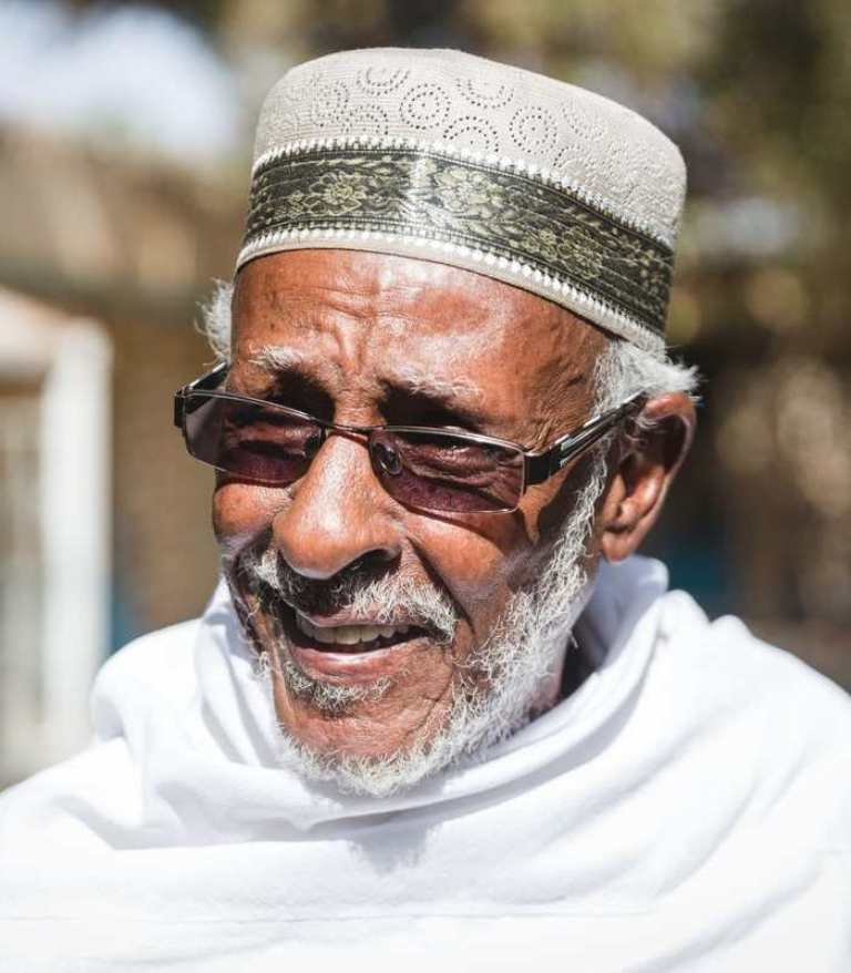 Le Président Guelleh salue la mémoire de feu Mohamed Ibrahim Warsama dit Hadraawi